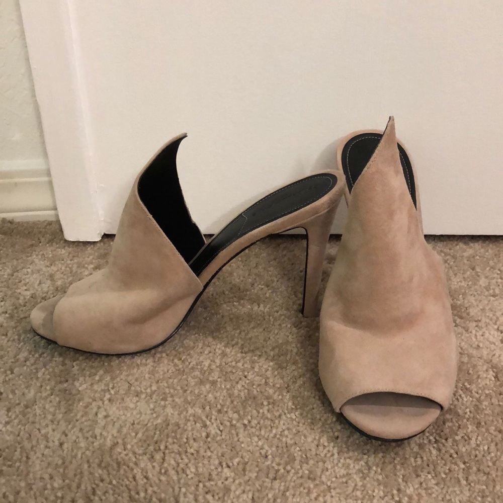 Kendall + Kylie Nude heels
